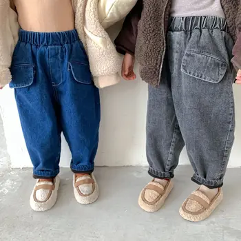 A koreai stílus téli gyermekek unisex fleece belső meleg farmer baba fiúk, lányok, laza alkalmi farmer nadrág 1-6Y