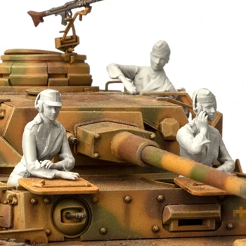 1/35 Gyanta Modell Kit ábra GK Katona, Női Tank Legénysége, Katonai témája a második világháború, Összeszerelt, valamint festetlen készlet